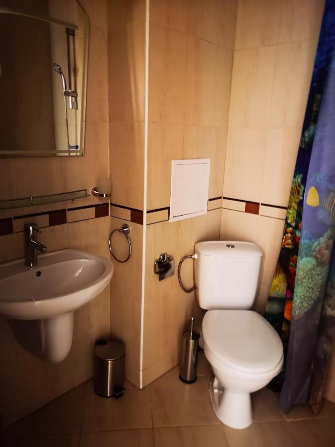Complex Golden Dreams Aparthotel Pantai Sunny Bagian luar foto